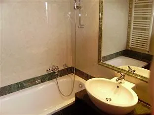 Galileo Hotel 3*